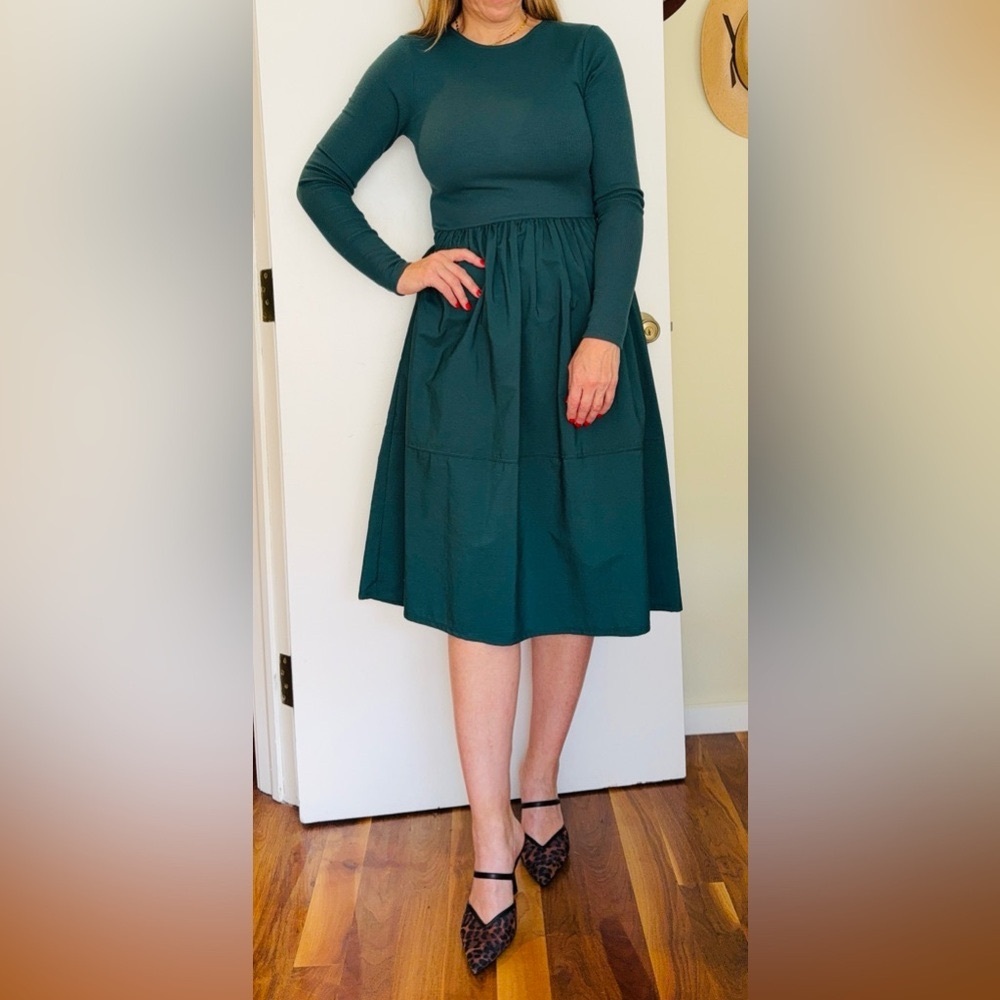 NWT Zara Emerald Green Long Sleeve Dress